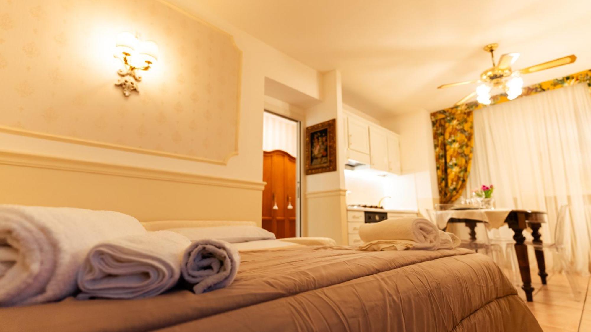 New Cozy Apartment - City Centre Lecco Buitenkant foto