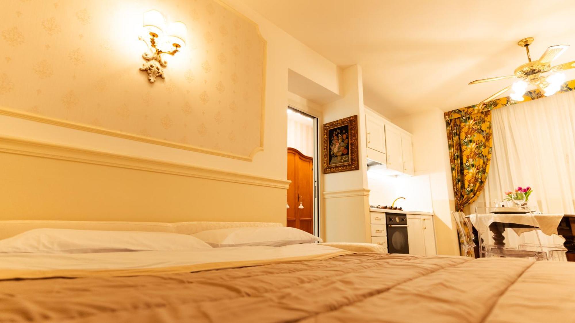 New Cozy Apartment - City Centre Lecco Buitenkant foto